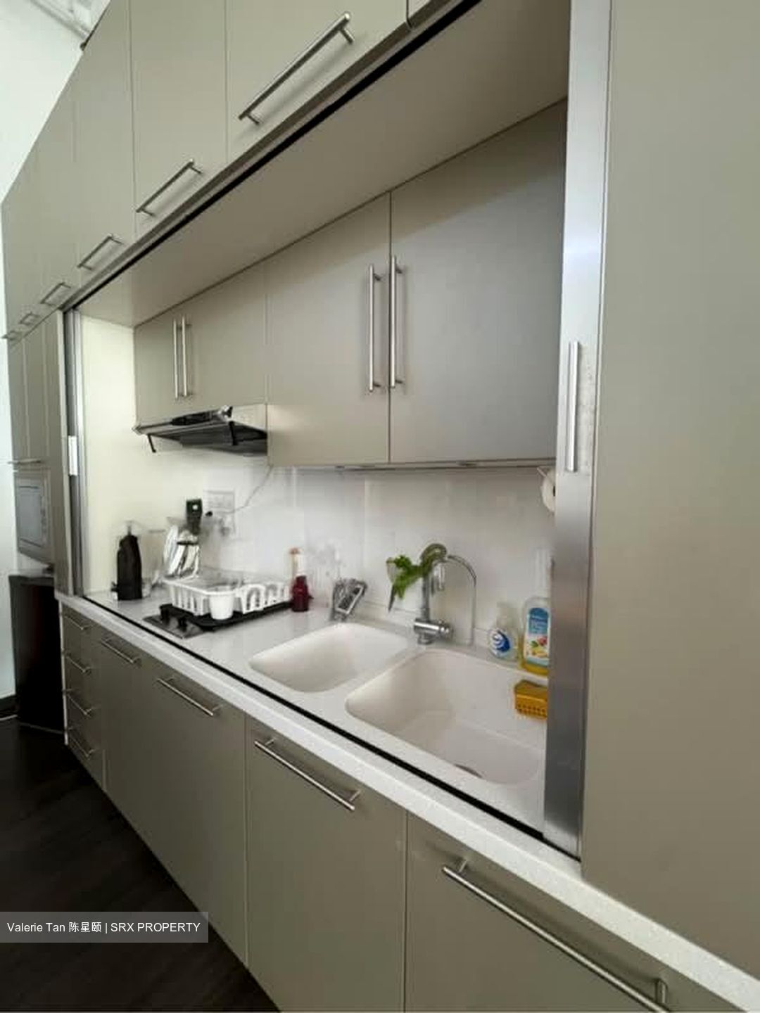 The Central (D1), Office #561308861